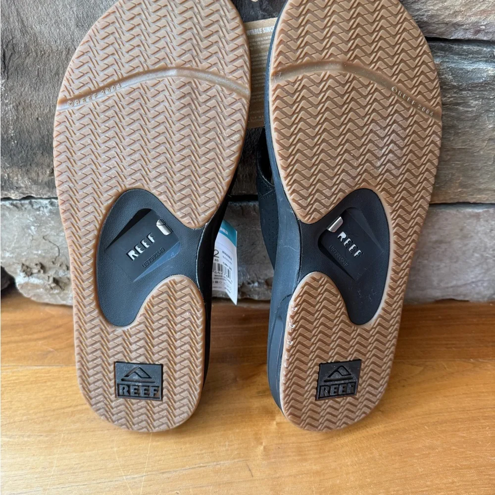 NWT Men’s Reef Fanning Bottle Opener Sandals 12 - Picture 2 of 4